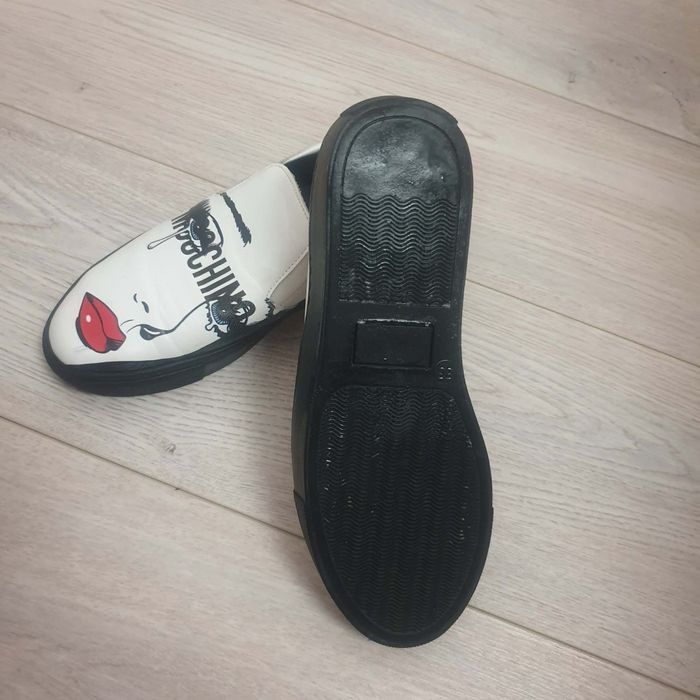 Moschino marimea 36