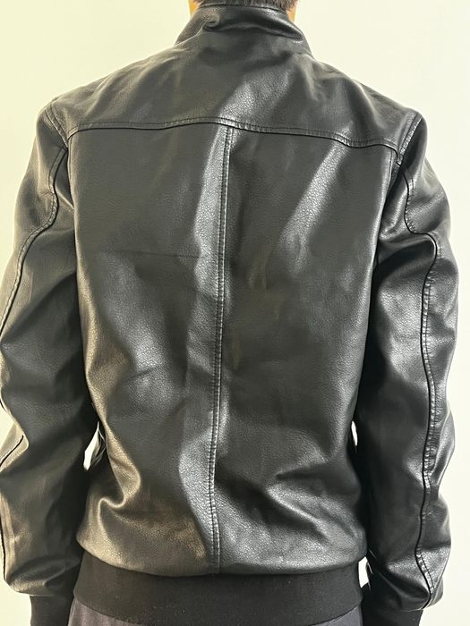 Кожынный куртка ерлерге