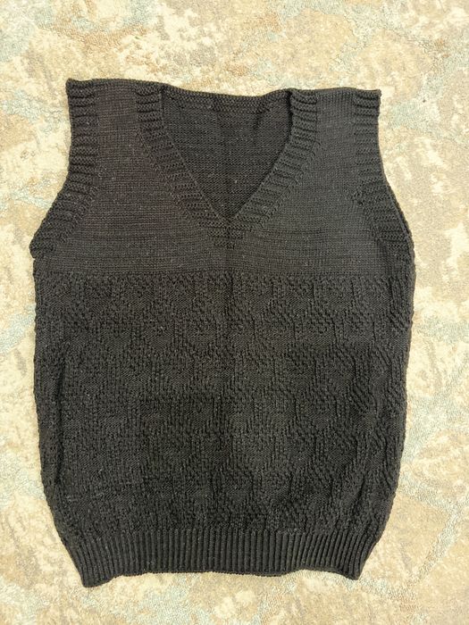 Продам школьную одежду для первоклассника