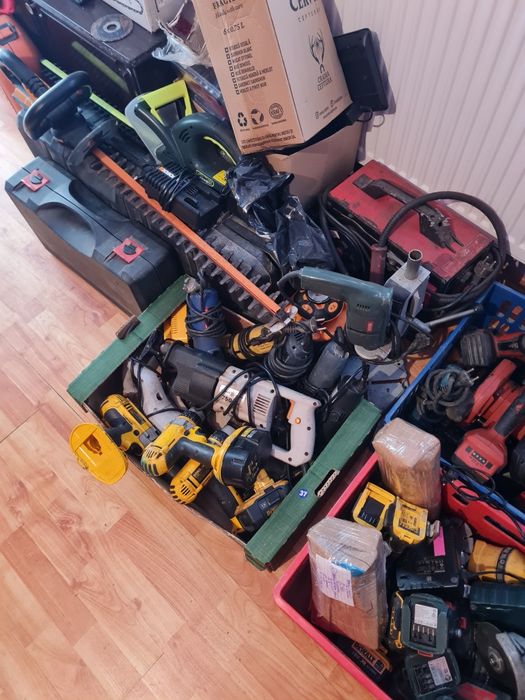 Scule profesionale originale marca DEWALT,MAKITA,METABO,WÜRTH,HILTI...