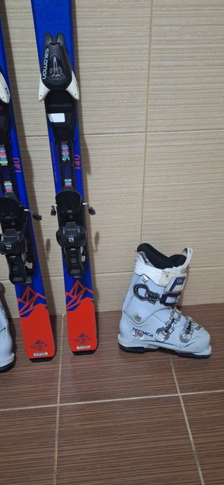 Schiuri salomon 140cm-clapari ski, casca, bete