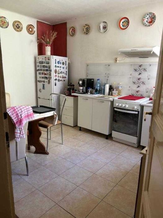 Casa cu 3 apartamente individuale Rogerius