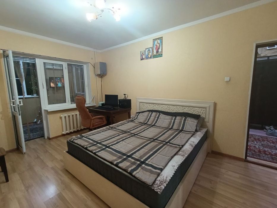 Срочно продаётся 2х-комн квартира 77 серия, кирпичный дом