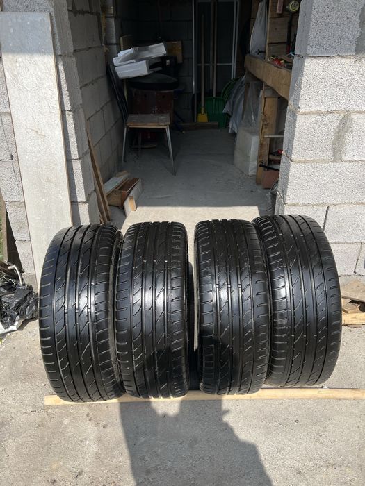 Комплект летних шин 225 45 R18