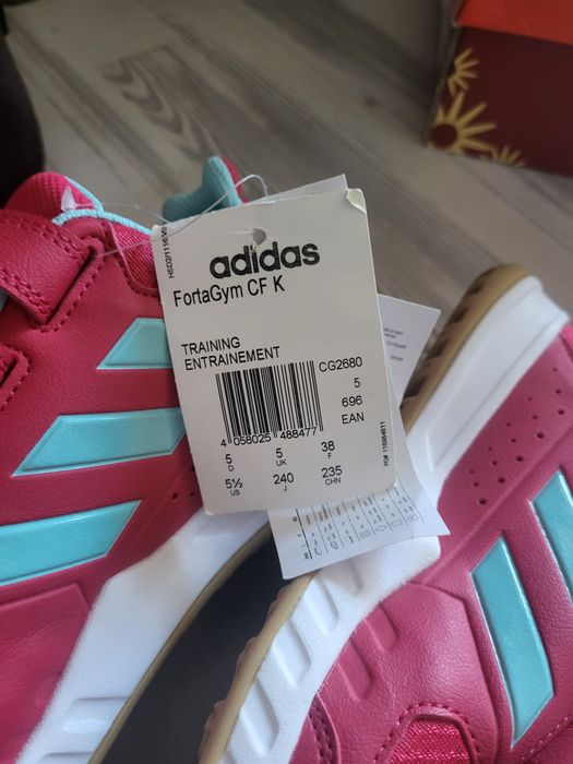 Vând Încălțăminte Sport