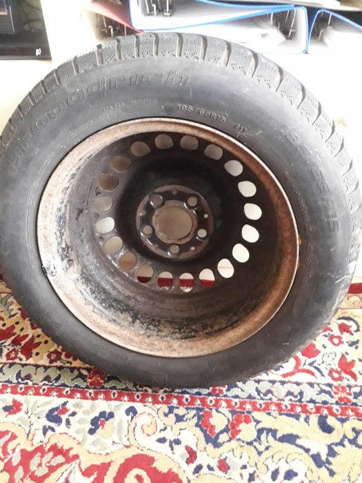 Продавам джанти с гуми 195/65R15