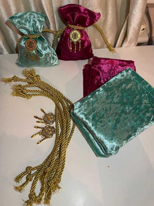 Той бастар. Бонбоньерки. Қалташа. Қоржын.