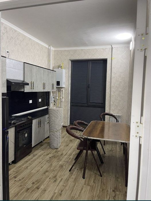 Yunusobod Minor metroni yonida 2xonali kvartira bor