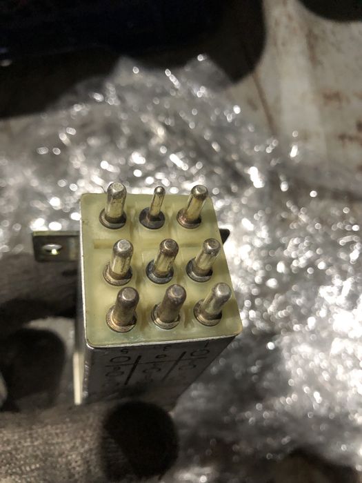 Реле перегрузки на мерседес.