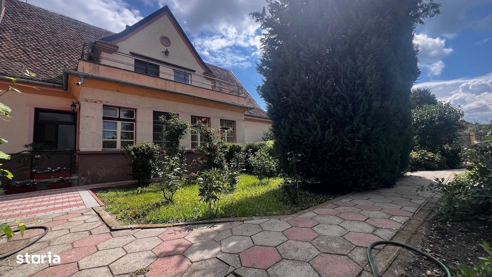 Vila cu 5 Camere și Teren 2183+Clădire pentru Afacere sau Evenimente