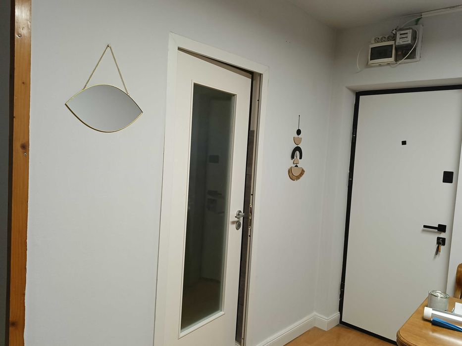 Apartament decomandat 3 camere central de închiriat