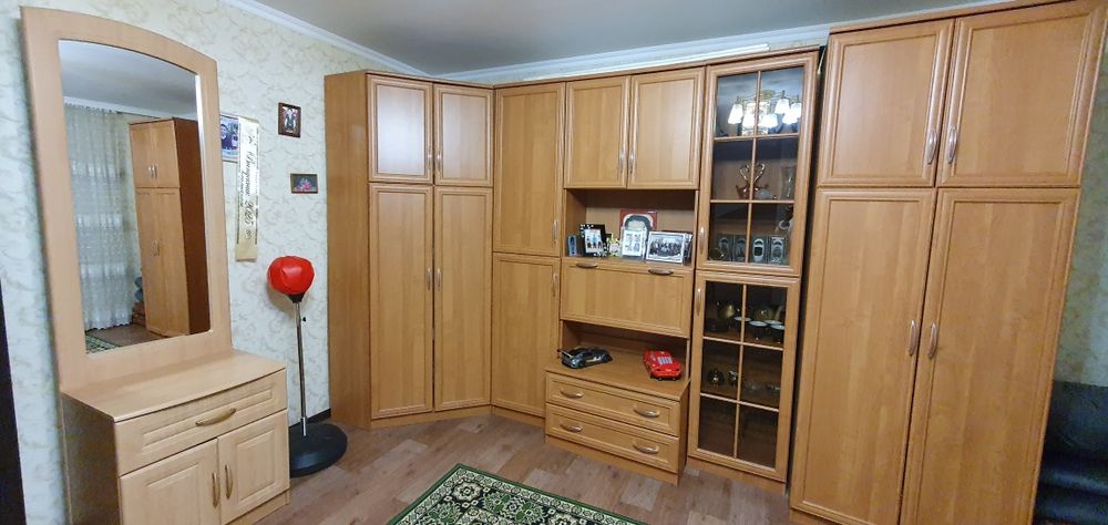 Продам мебель Столплит