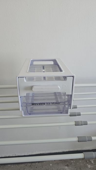 Cutie gheata congelator moveble  ice maker samsung