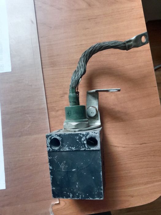 Продам Тиристоры т-160