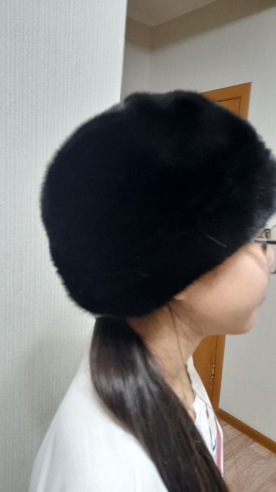 Продам шапку норковую.