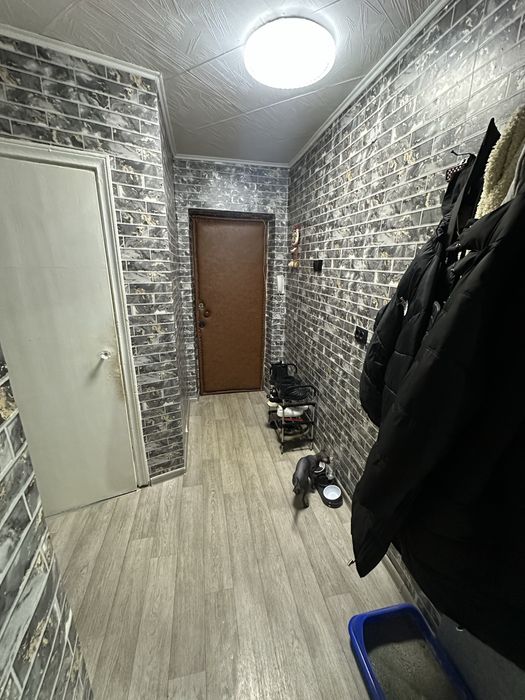 Продается 2-комнатная квартира