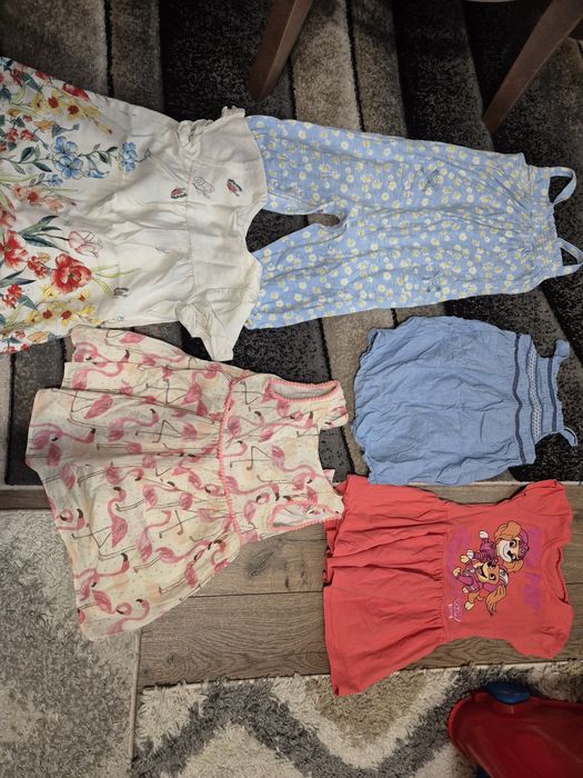 Блузи и панталони за момиче рр 80-86 целия лот 60 лв