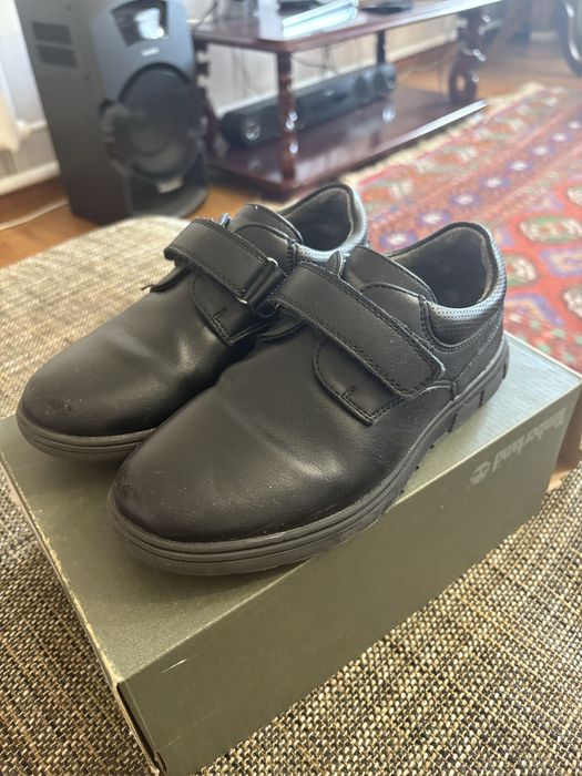 Продам туфли для школы