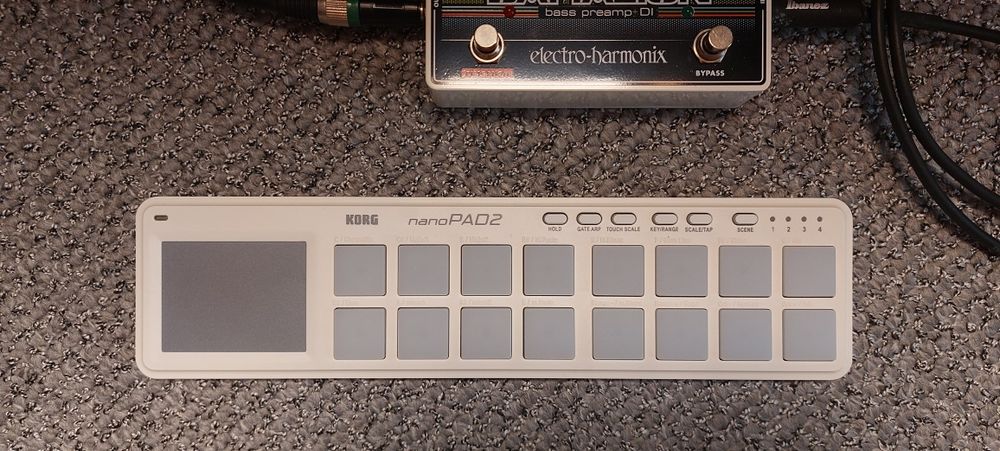 Controller midi Korg nanopad 2