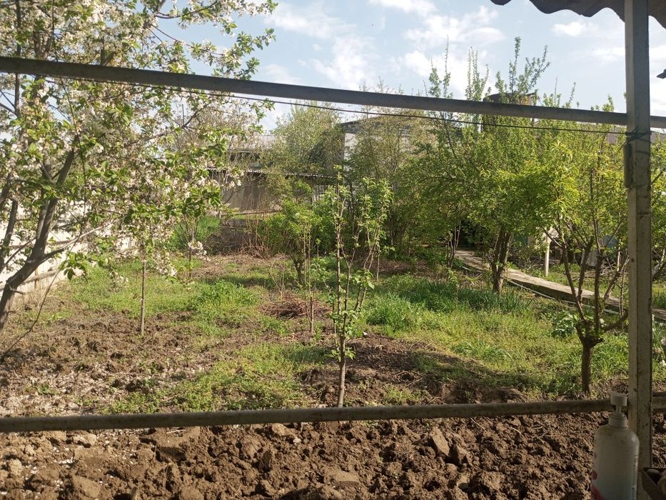 Дача сотилади Навбахор