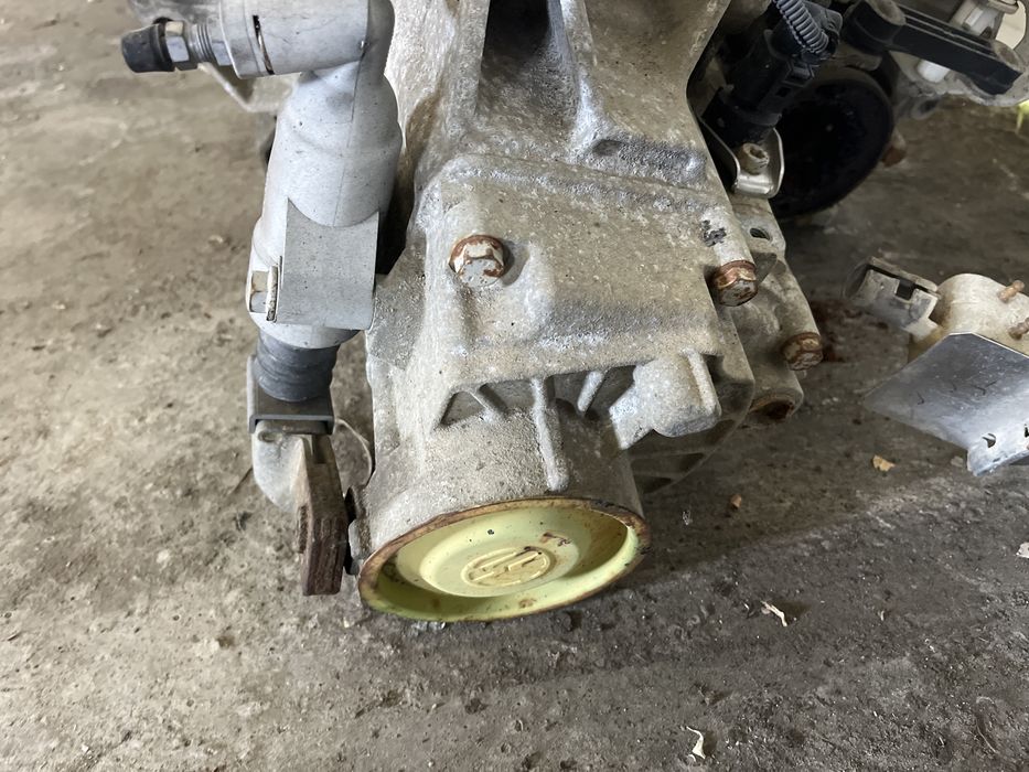 Cutie viteze manuala vw golf 4 bora capac verde