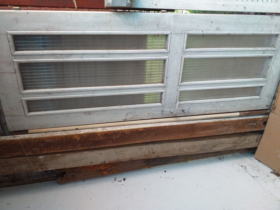 Usa dubla stejar, masa pliabila, geam termopan,usa simpla