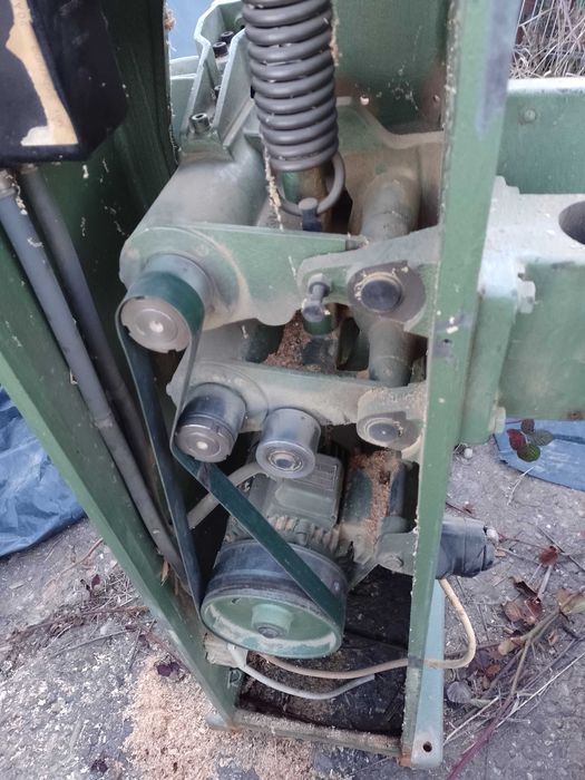 Mașina de frezat bagheta lemn