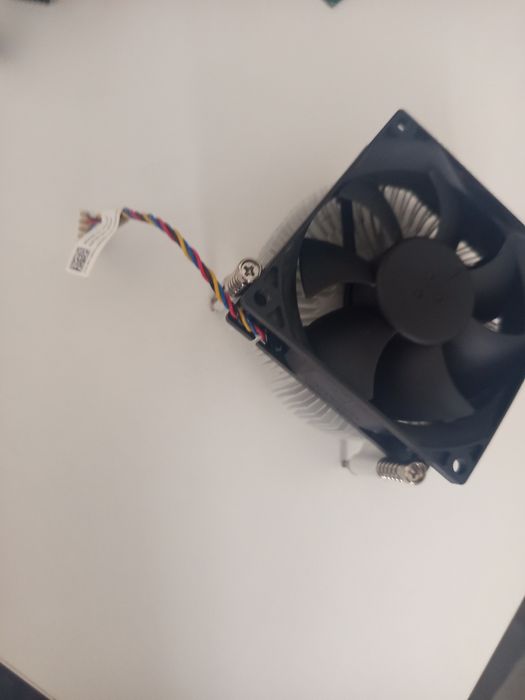 Vând piese Calculator