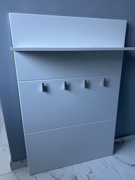 Портманто за стена