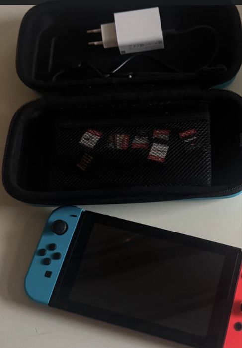 Nintendo Switch + accesorii + jocuri
