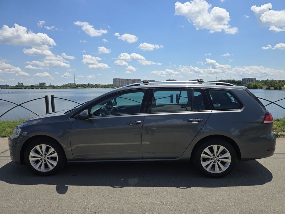 Volkswagen Golf 7, 5  Variant Facelift | 1.6 TDI 115cp | App-Connect | Climatronic | Proprietar