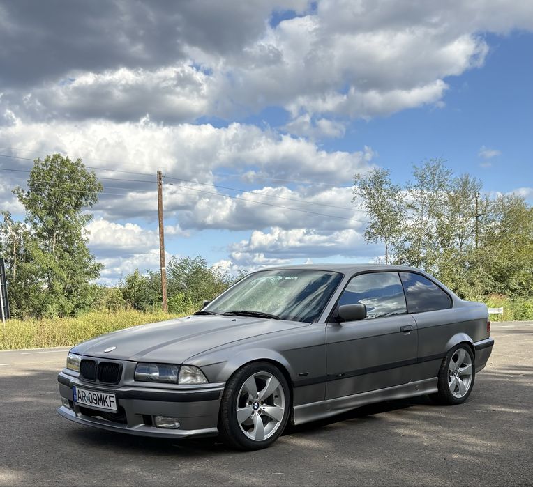 Bmw e36 coupe 318is Soimos • OLX.ro