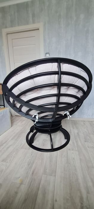 Дизайнерское кресло