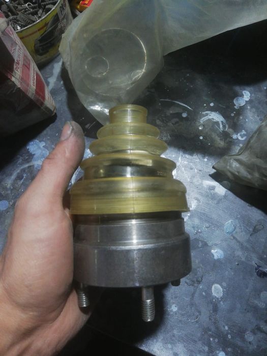 Шруш на кардан на ниву