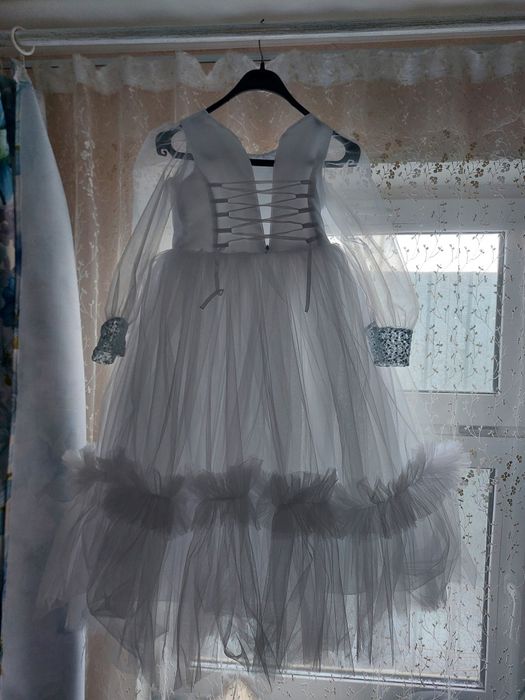 Платье на девочку