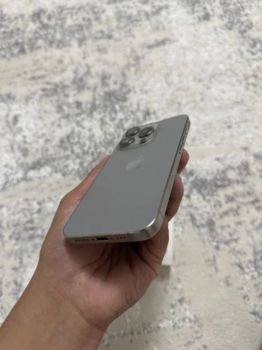 iPhone 15 Pro 256 GB