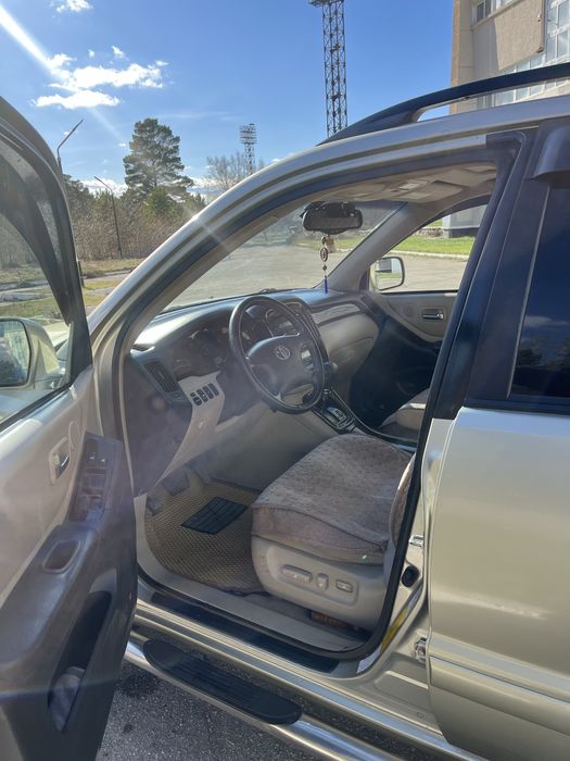 Продам Toyota Highlandег