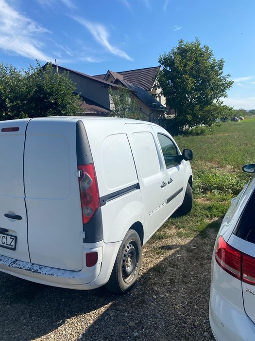 Vând Renault kangoo 1.5 diesel
