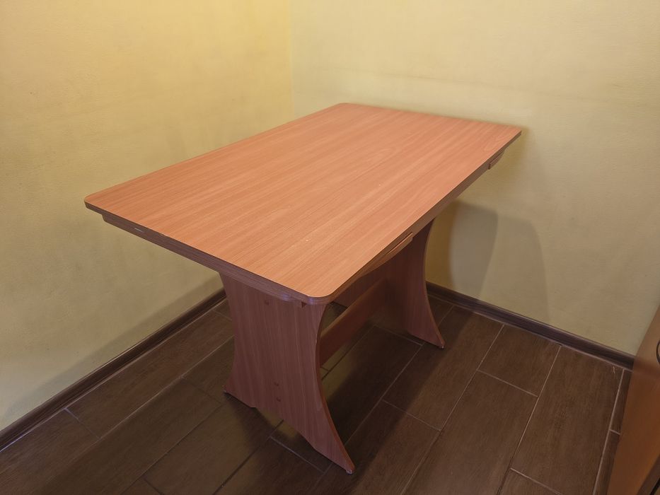 Masă bucătărie extensibilă