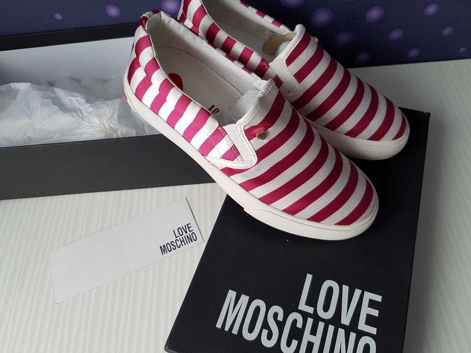 LOVE MOSCHINO нови и оригинални