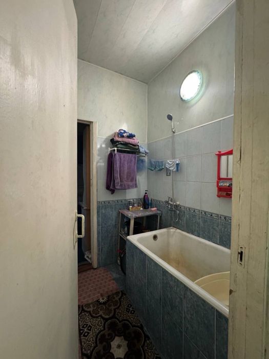 Massiv panelniyda 2 xonali uy sotiladi