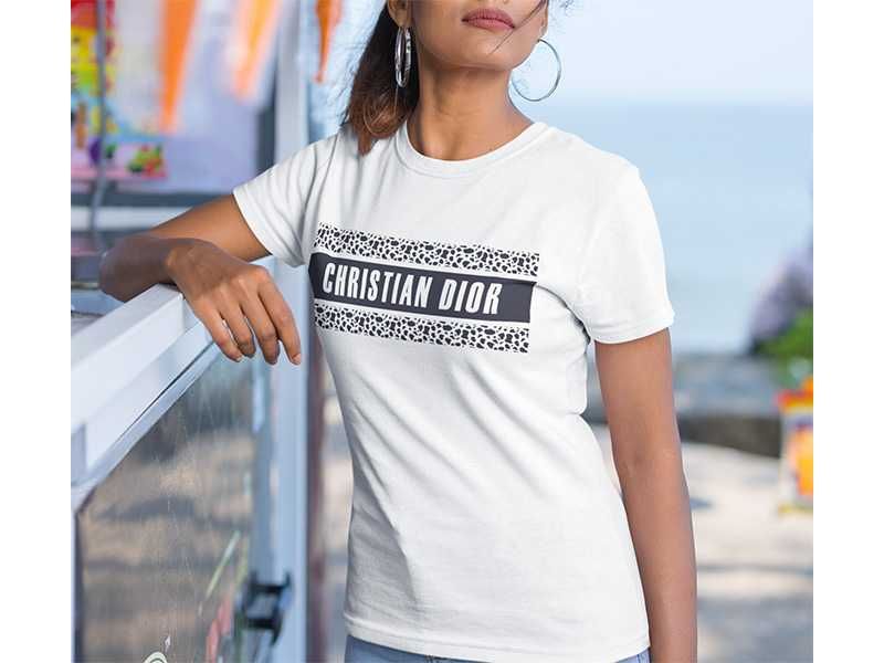 Тениски Christian Dior Модели цветове и размери