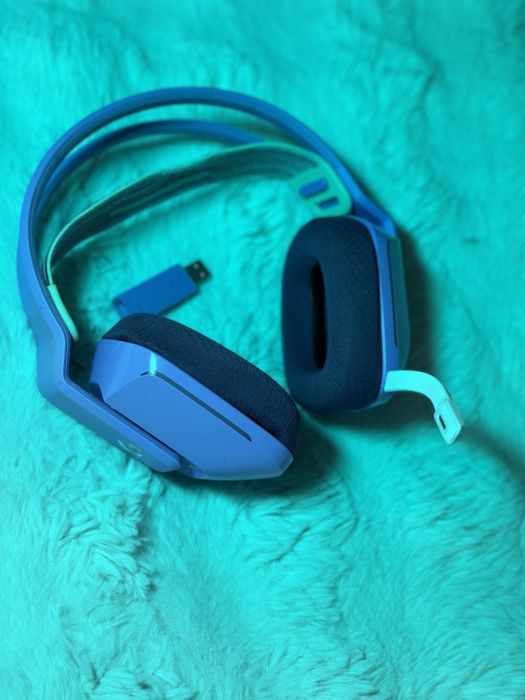 Наушники logitech g733