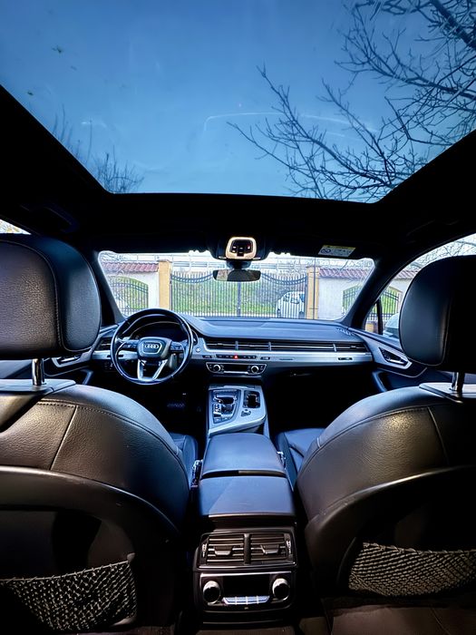 Vand Audi Q7 2017
