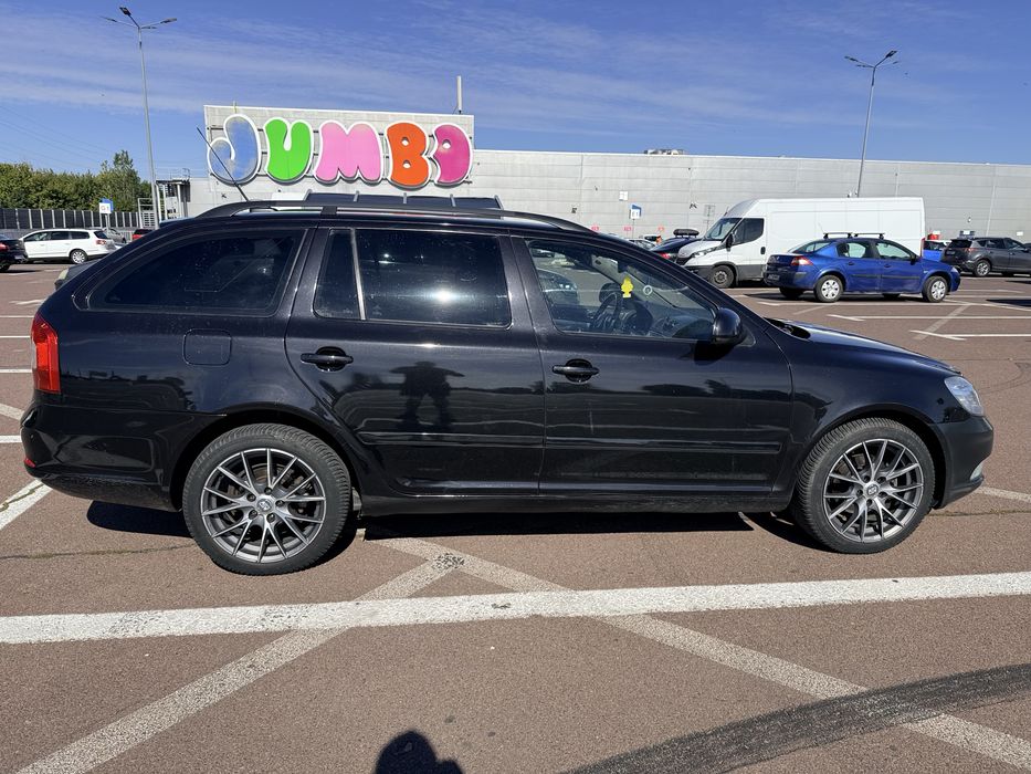 SKODA Octavia 2011 — imagine 2