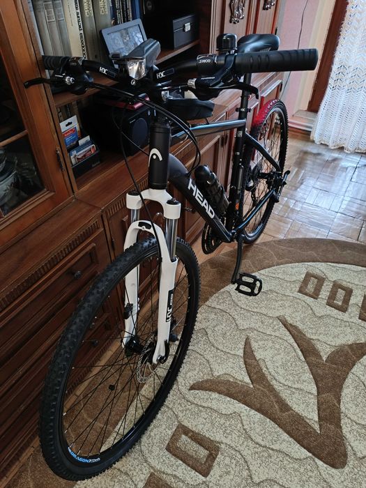 Vând bicicletă HEAD Cali men puțin rulată