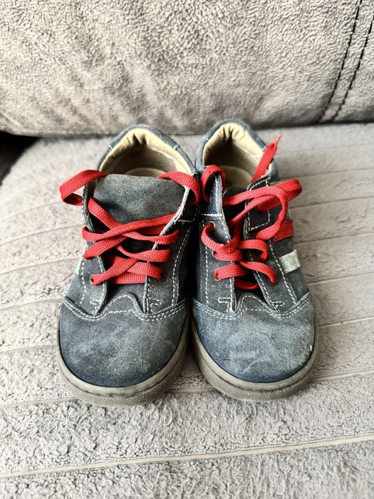 Отдам обувь, валенки