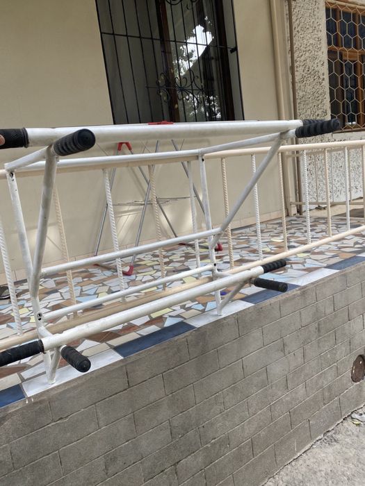 Турник для подкачки