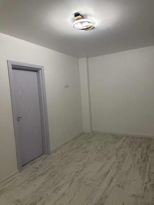 Продава се Тристаен апартамент в Разград, Варош - 72 кв.м за 1268 €/кв.м - Снимка #15