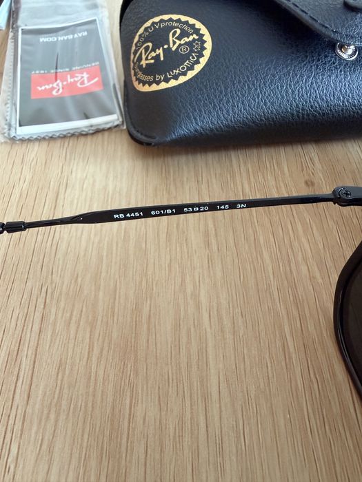 Ochelari de soare Ray-Ban RB4451